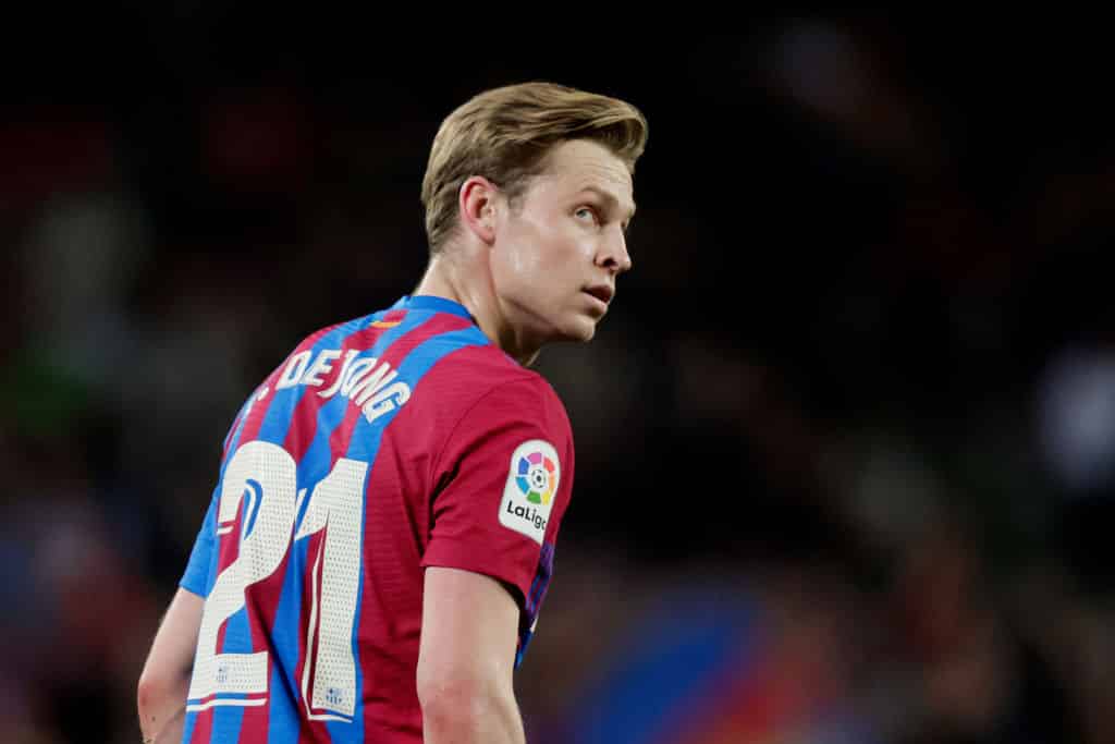 I tifosi del Man United usano l’amichevole del Barca per chiamare de Jong all’Old Trafford