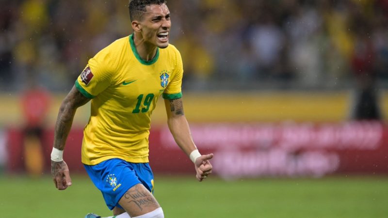 Fabrizio Romano:  Chelsea e Leeds hanno raggiunto il pieno accordo per Raphina!  Offerta ufficiale accettata…