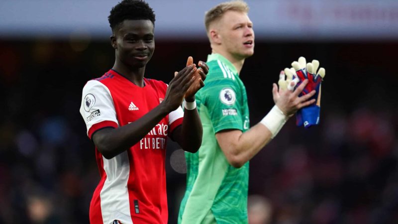 Il Manchester City minimizza le speculazioni su Bukayo Saka tra i colloqui sul contratto dell’Arsenal