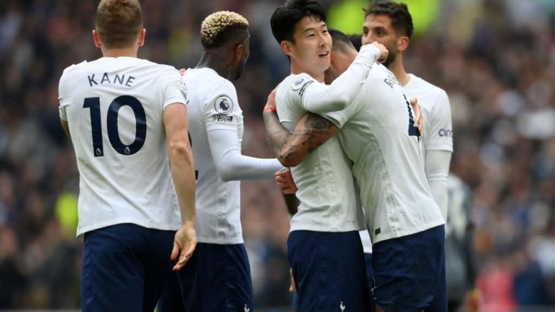 In vendita la nuova divisa casalinga 2022/23 del Tottenham