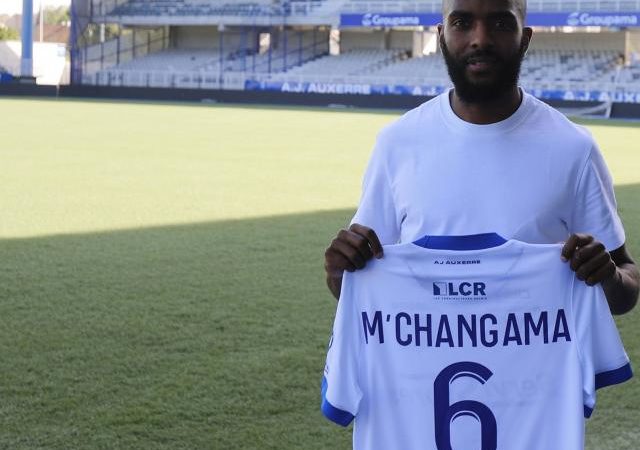 L’Équipe – Trasferimenti: Youssouf M’Changama firma per l’AJ Auxerre