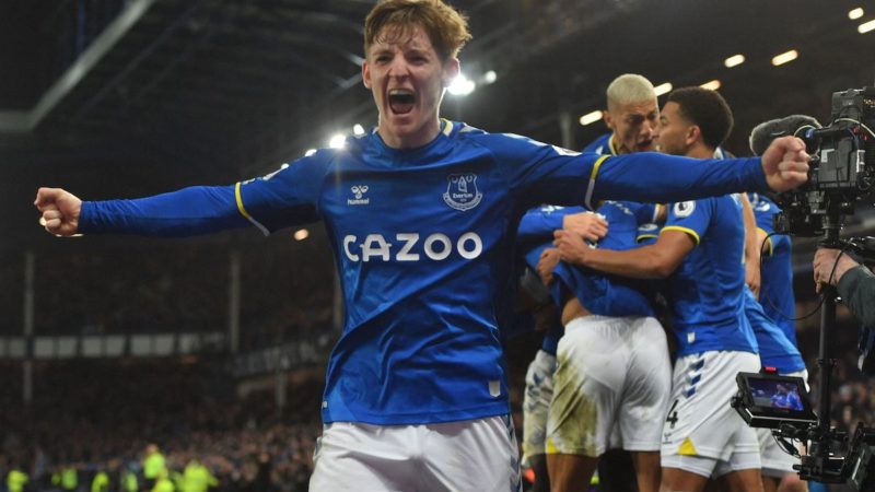 L’esterno dell’Everton Anthony Gordon risponde alla critica