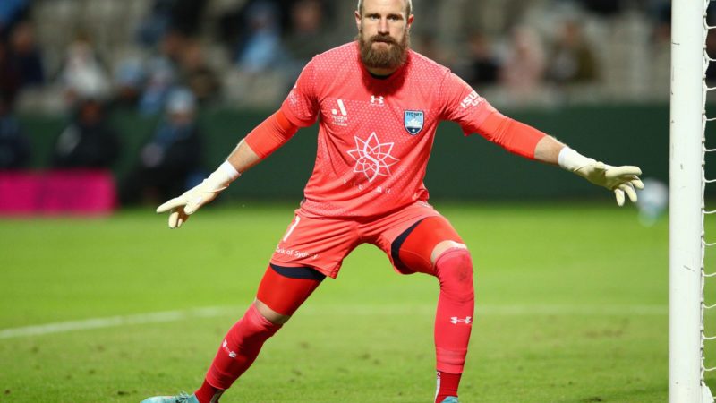 Redmayne ruba i titoli dei giornali con buffonate da dischetto mentre l’Australia segna il posto della Coppa del Mondo