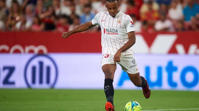 Il Barcellona pronto a inserire più giocatori in cambio di Jules Kounde