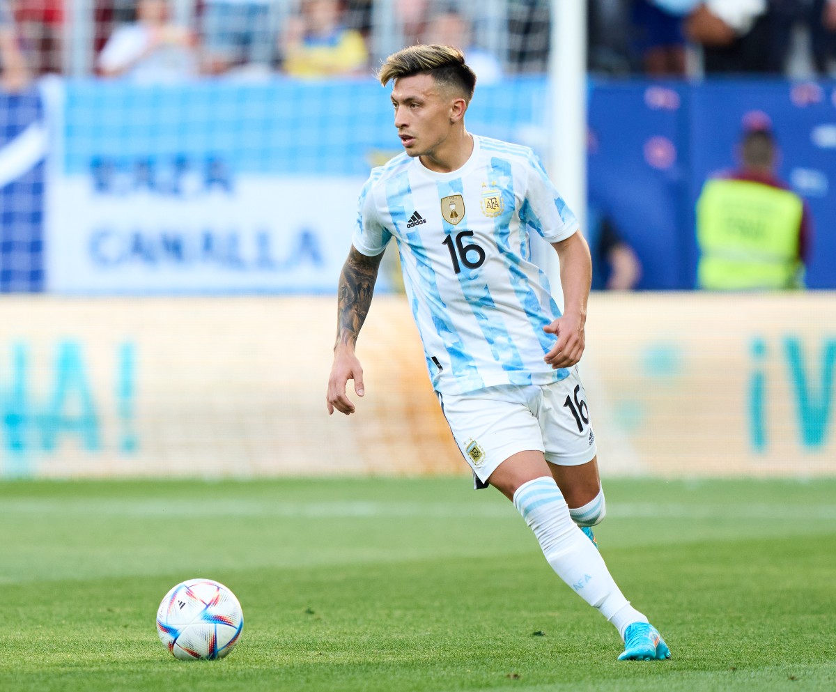 Il super-agente offre una spinta al trasferimento del Man United mentre l’Ajax si avvicina all’ala degli Spurs