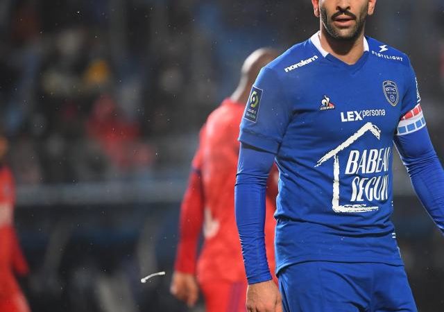 L’Équipe – Ufficiale il prolungamento di Adil Rami con Troyes