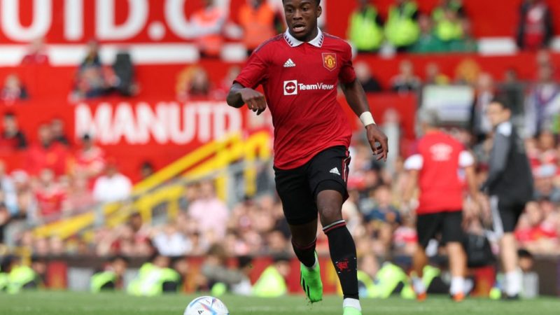 Da Twitter –  Il QPR sta chiudendo sull’accordo di Ethan Laird con il Manchester United.  Prestito fino a giugno 2023…