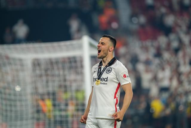 🇫🇷 –  Filip Kostic (Eintracht Francoforte) firma con la Juventus Torino fino al 2026