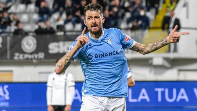 Gazzetta – Inter, Zhang frena: potrebbe saltare l’arrivo di Acerbi dalla Lazio