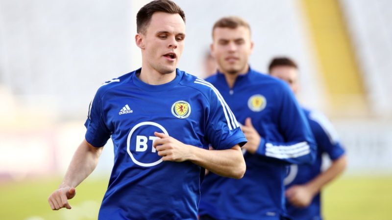 Lawrence Shankland ama il collegamento con il compagno di squadra di Hearts Barrie McKay