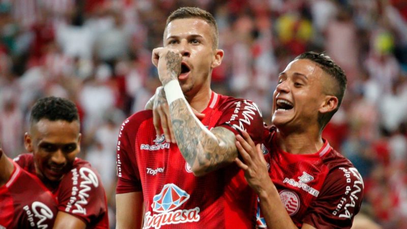 Lo spirito del dribbling di foche di Kerlon vive!  Sta impazzendo nella Serie B brasiliana