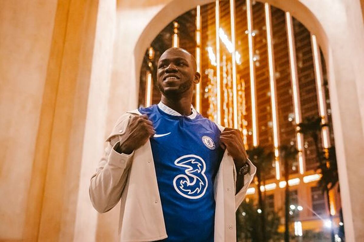 Premier League: Koulibaly risponde a De Laurentiis: “Le squadre africane meritano rispetto, non è giusto parlare così”