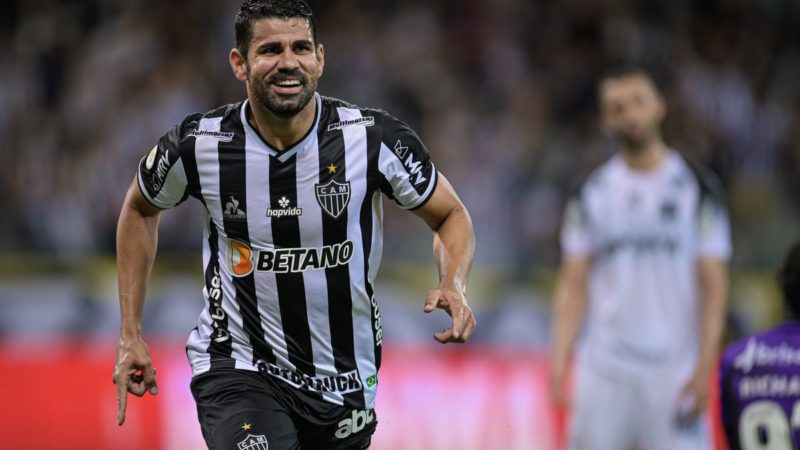 Da Twitter –  Prima parte delle visite mediche in corso per Diego Costa con i Lupi.  Il rilascio del permesso di lavoro ha…