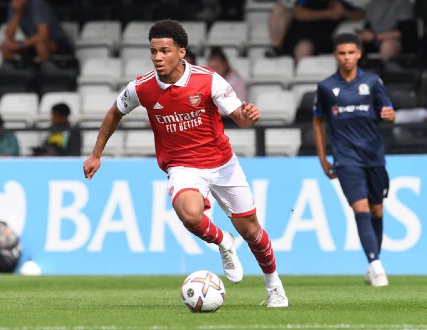 F. Romano pubblica: Storico in Premier League oggi. Il giovane talento dell’Arsenal Ethan Nwaneri diventa t…