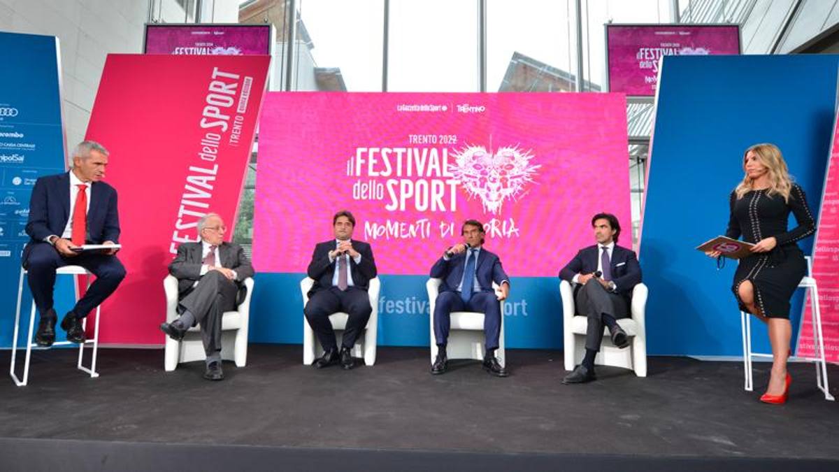 GdS – Calciomercato, gli agenti: “Alcune società non ci pagano”. Carnevali: “Vanno penalizzate”