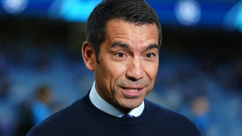 Giovanni van Bronckhorst ha delle decisioni da prendere prima della partita del Dundee United