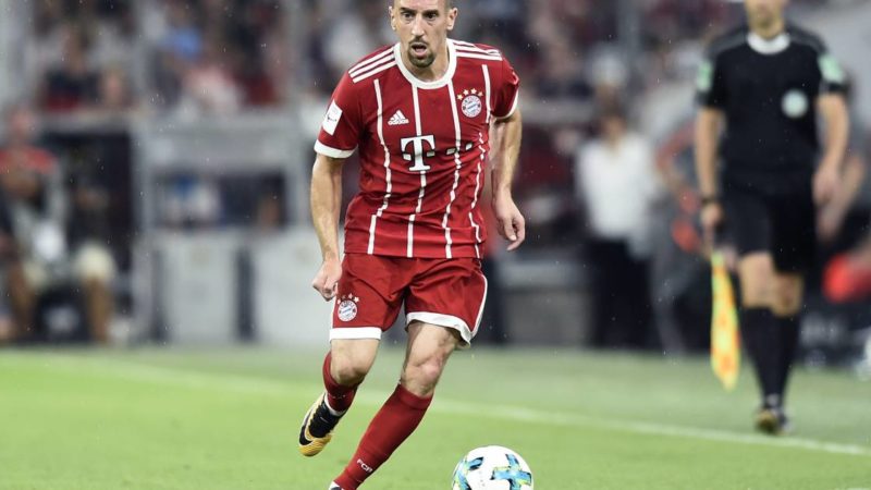 Da Twitter – Dalla consacrazione con la @equipedefrance al tetto del mondo con il @FCBayern, …