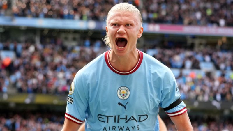 Erling Haaland in corsa per la stagione da 70 gol dopo la tripletta nel derby di Manchester