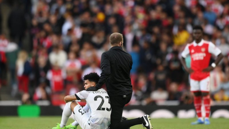 Fabrizio Romano: La stella del Liverpool Luís Diaz salterà le prossime 10 partite a causa dell’infortunio al ginocchio contro Ar…