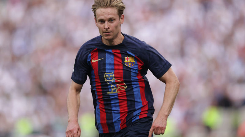 Fabrizio Romano: Xavi su Frenkie de Jong: “Mi convince a stare in mezzo al centrocampo per…