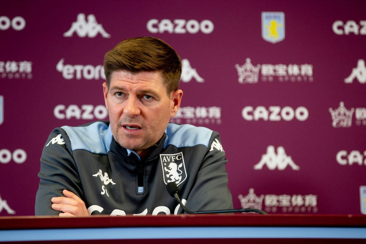 Steven Gerrard è stato licenziato da allenatore della Villa
