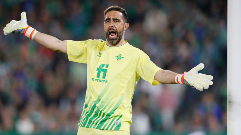 Betis: Bravo ‘va avanti’ dal Mondiale: “Ho le vacanze e non ho intenzione di sedermi in televisione a guardare il calcio”