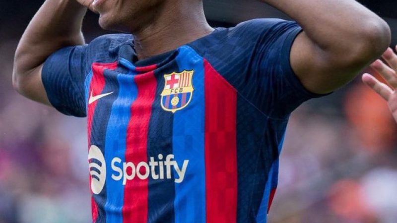 Fabrizio Romano: Ufficiale: l’esterno del Barcellona Alejandro Balde è stato convocato dalla Spagna per sostituire…