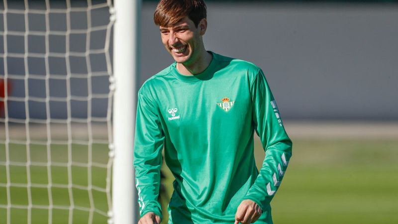 Betis: Miranda: “L’anno scorso sono stato regolare, la pausa mi ha fatto bene”