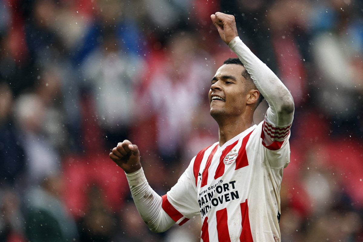 Da Twitter – Il direttore del PSV Brands: “Solo 10/12 club possono permettersi Cody Gakpo a gennaio. Permettere…