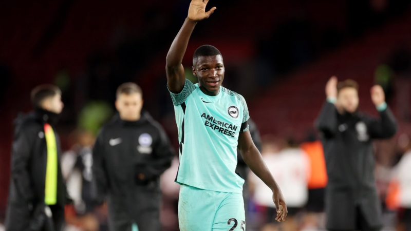 Da Twitter – ESCLUSIVO: L’Arsenal ha presentato un’offerta da 60 milioni di sterline per ingaggiare Moises Caicedo come nuovo centrocampista…