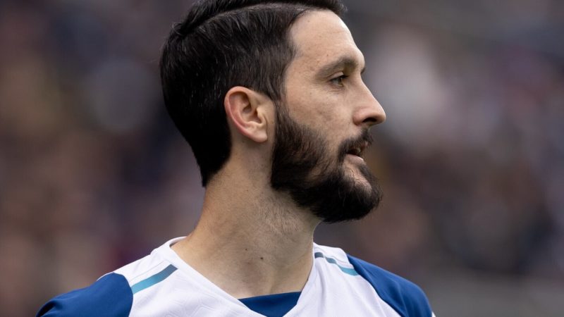 “Desiderio di una Nuova Era: Perché Non Siamo Migliori Amici con Sarri”