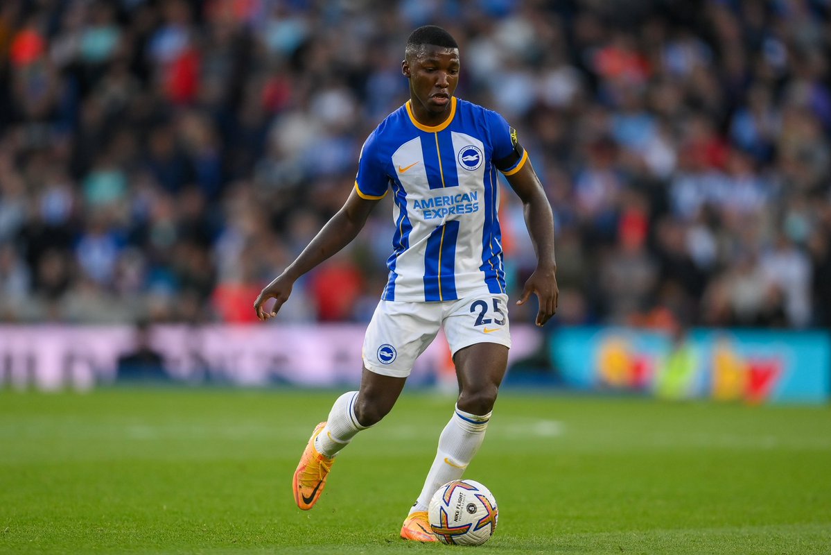 Fabrizio Romano: Caicedo: “Sono concentrato sul Brighton. Sono qui, sono concentrato su questo club, quindi le cose…