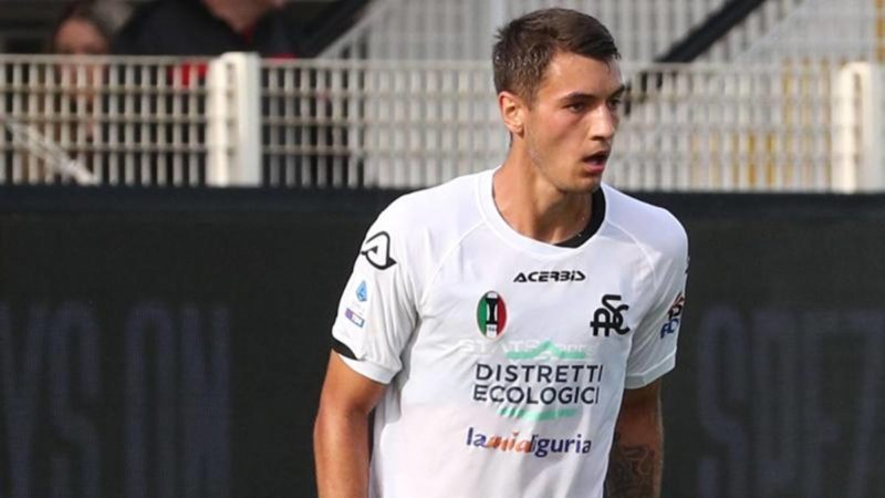 Perché la Serie A Non Riesce a Competere con la Premier League: Il Caso Kiwior