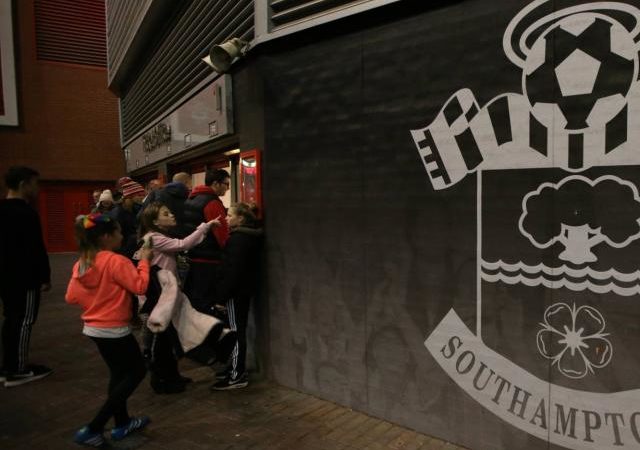 Southampton Assume Carlos Alcaraz, Giovane Mediano Argentino del Racing Club