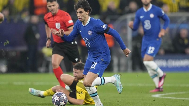 Atlético de Madrid: il Chelsea prepara un’offerta per Joao Flix: vogliono inserire giocatori… ma l’Atlético preferisce solo i soldi