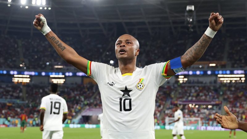 Fabrizio Romano:  André Ayew, in Inghilterra per discutere del suo futuro visto che è disponibile a libera circolazione.  #T…