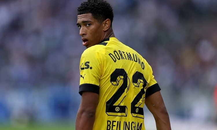 Il Dortmund prova per un nuovo contratto con il Bellingham