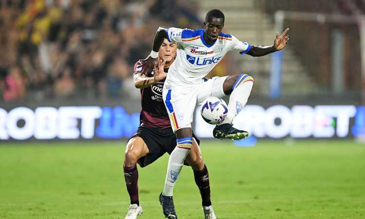 Leccemania: attacco poco supportato e nessun tiro in porta costano zero punti in uno scontro diretto | Serie A