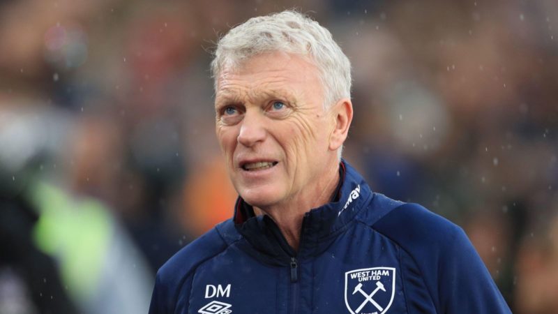 L’ex attaccante del West Ham sostiene David Moyes per combattere la retrocessione, ma ammette che sarà “dura”