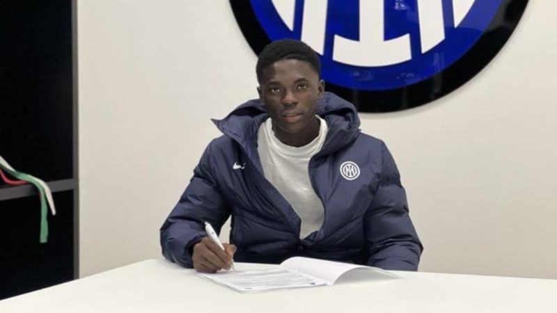 Vidal, 18° Compleanno e Attesa per Skriniar: L’Extra di Vidal e l’Arrivo di Akinsanmiro al Nerazzurro