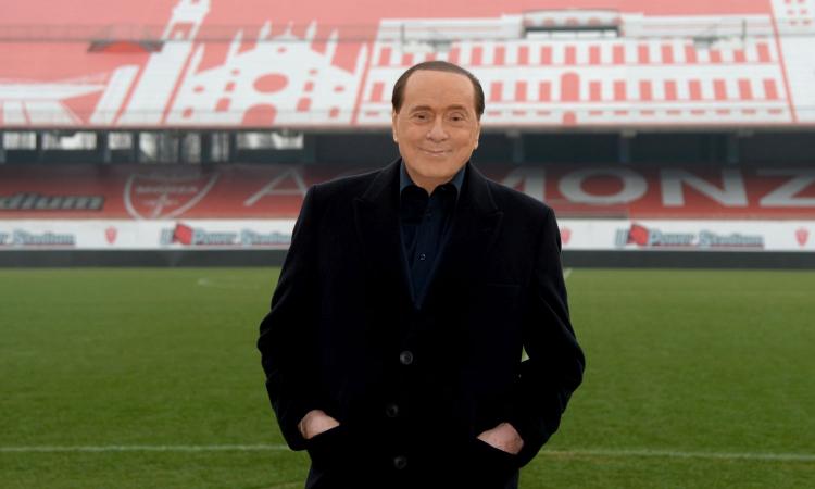 Antimafia indaga il tesoro iniziale di Berlusconi: 70 miliardi in contanti, tratteggiati i collegamenti con Serie A