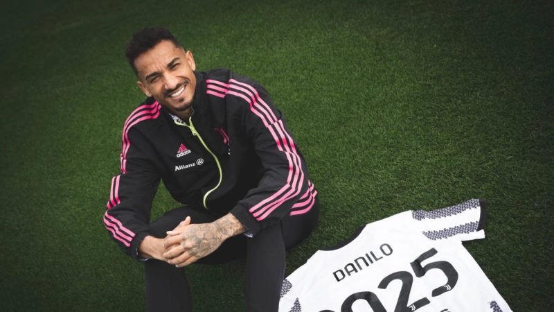 Da Twitter –  Ufficiale, confermato.  Danilo ha firmato un nuovo contratto con la Juventus valido fino a giugno…