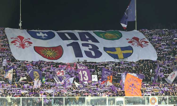 Fiorentina, Franchi alza il tributo a Astori: commozione di Pioli | Serie A