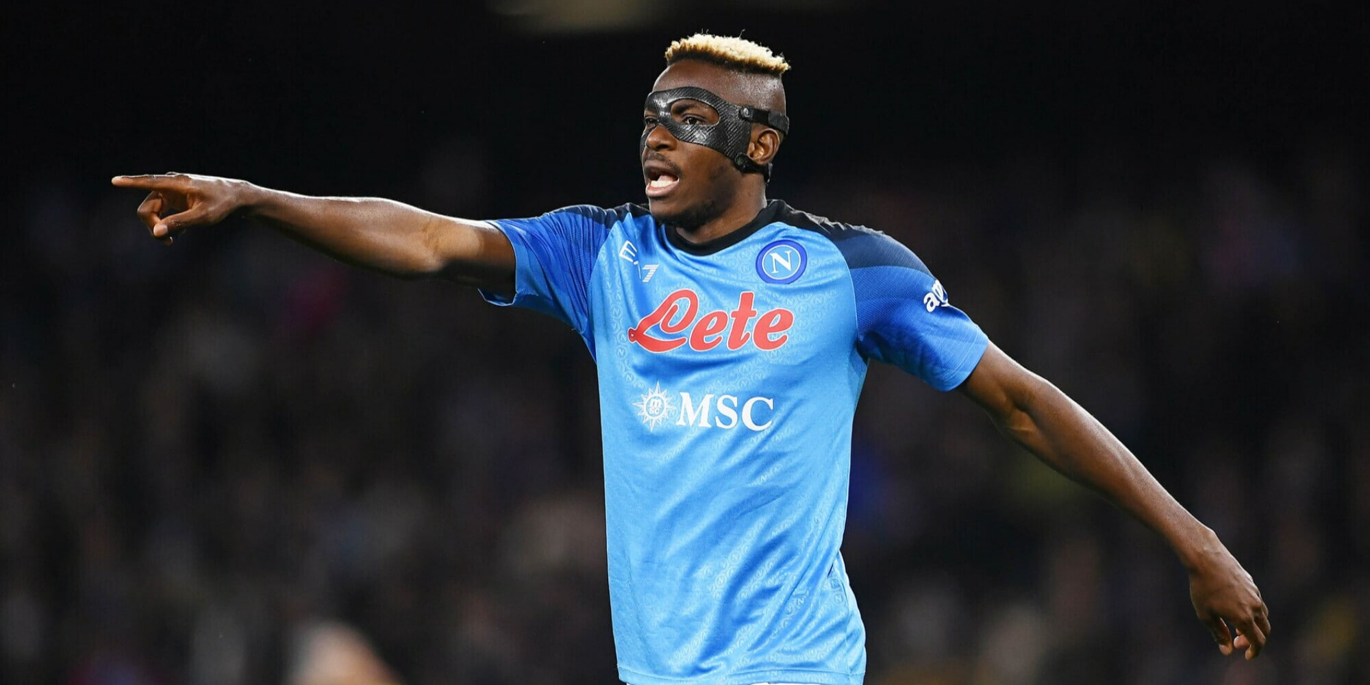 Lo spogliatoio del Chelsea difende Potter, ma il nome di Osimhen potrebbe rivoluzionare il mercato: tutte le novità.