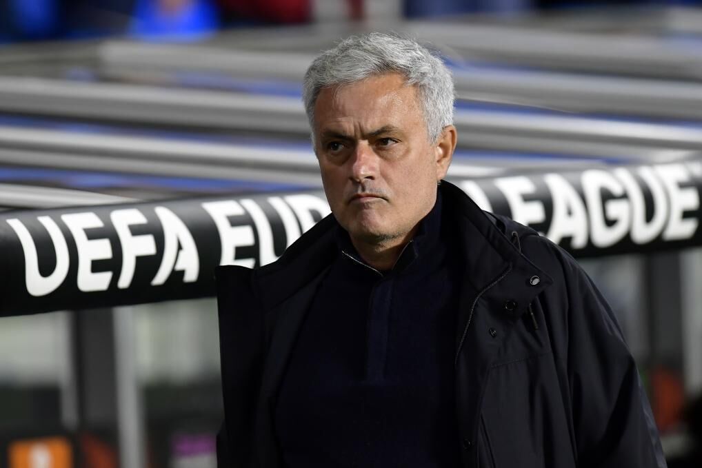 Serie A: Tensione tra Mourinho e Lotito negli spogliatoi dopo il derby romano