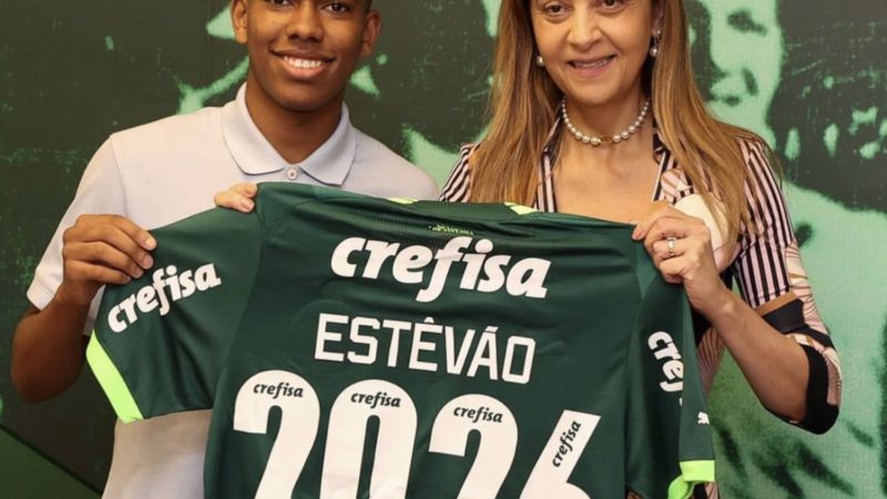 Da Twitter – La gemma del Palmeiras Estevão ha firmato un accordo a lungo termine valido fino a giugno 2026. C’è…