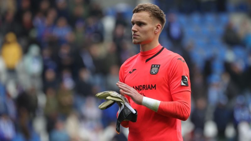 Il portiere Bart Verbruggen ricercato dal Manchester United