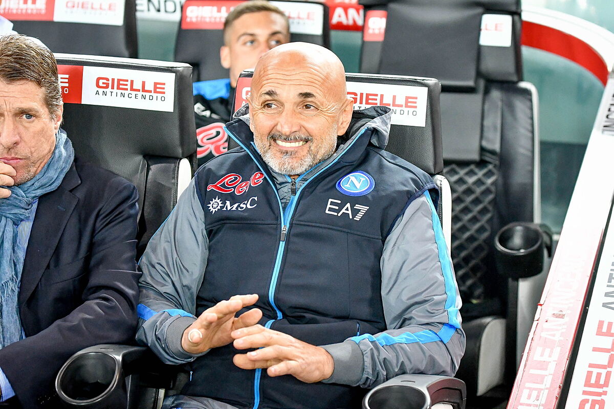 Serie A: Il ‘nuovo’ Napoli già cammina: continua Spalletti, senza grandi cessioni, nuovo direttore sportivo…