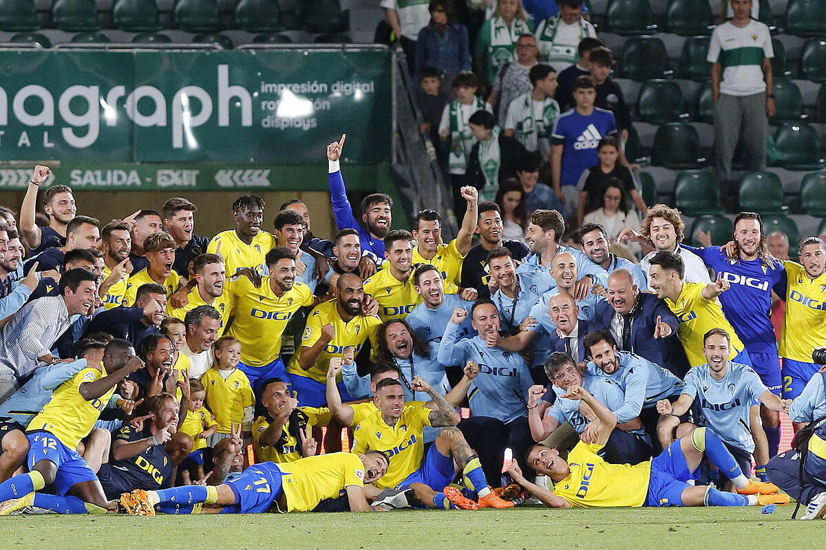 Cdiz CF: Cdiz CF presenta i suoi abbonamenti 23/24 con il ruolo principale di Mágico Gonzlez