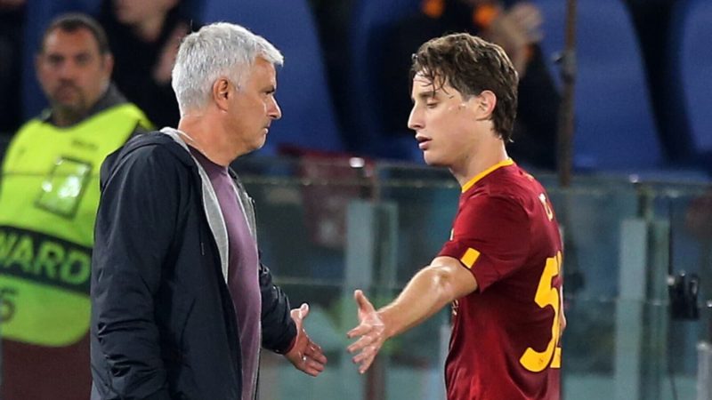 Corriere dello Sport – Roma, la frase di Bove sul futuro di Mourinho